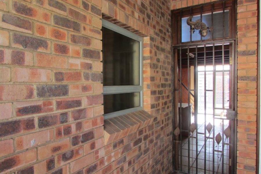 1 Bedroom Property for Sale in Dassie Rand North West